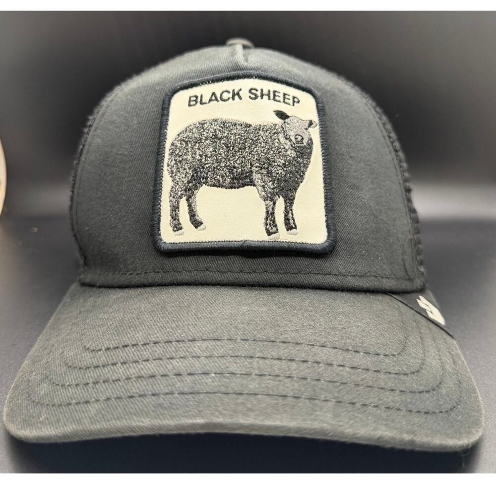 ANTIQUED GOORIN BROS. BLACK SHEEP TRUCKER CAP ANIMAL FARM COLLECTION, SNAPBACK